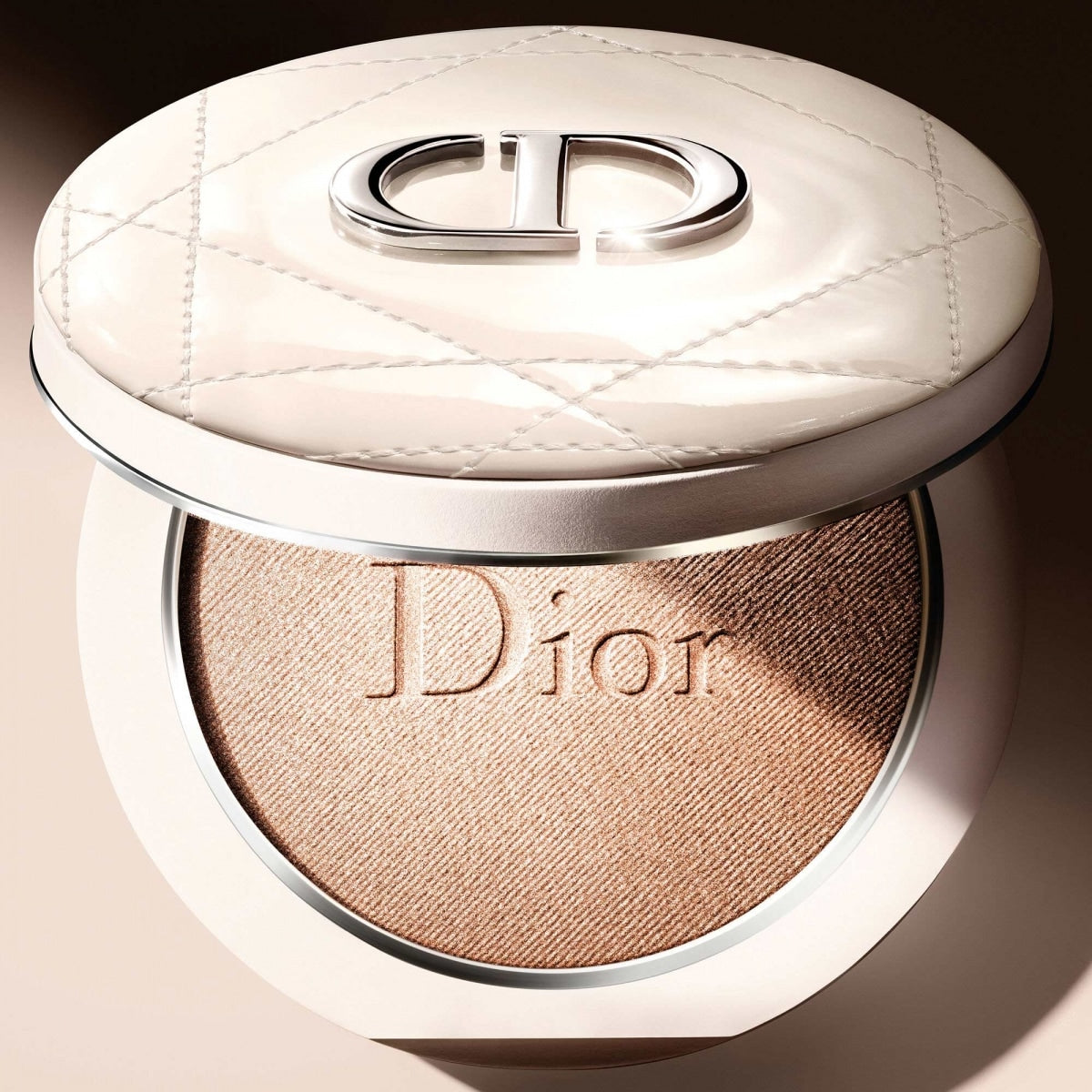 Solucion për faqe Dior Forever Couture Luminizer, 03 Pearlescent Gold, 5.6 g